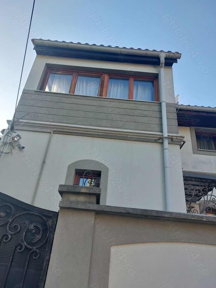 Vanzare vila 1Mai - Poză 1