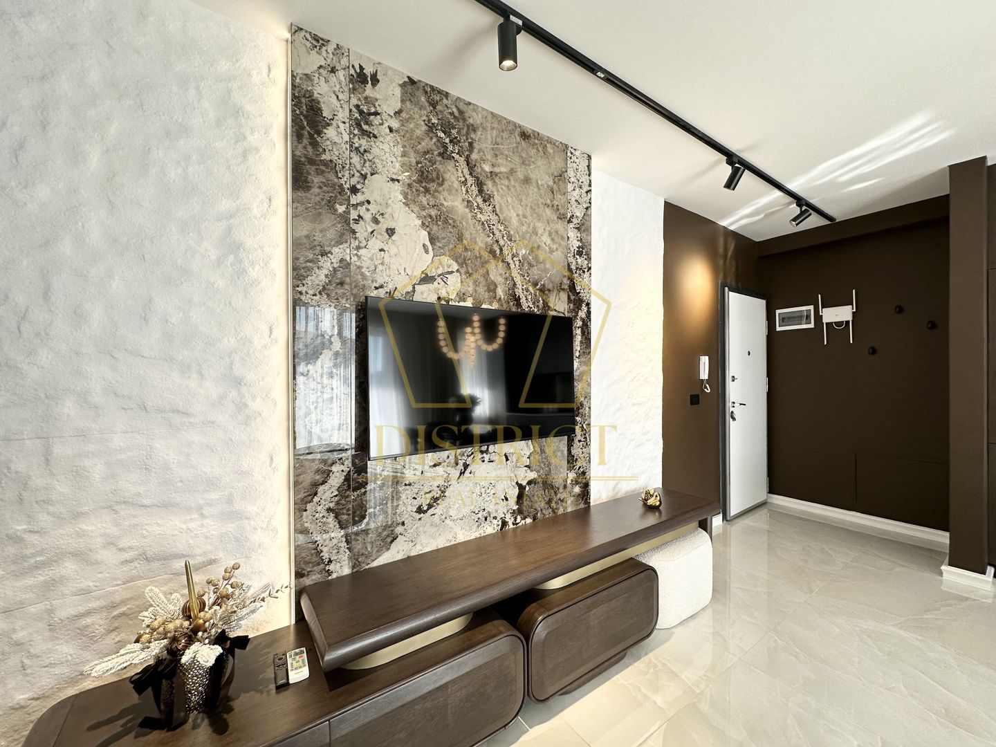 Apartament spectaculos cu 2 camere | Zona Braytim - Poză 3