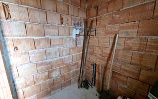 De vanzare 1/2 duplex, 4 camere, 224mp teren, Orizont - Poză 6