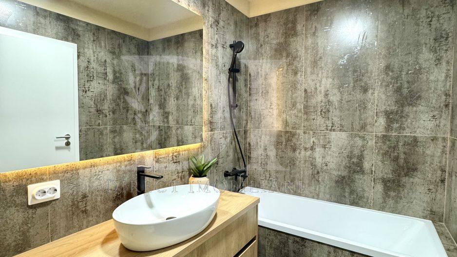 Apartament ultramodern / 3 camere / Zona Eroilor - Poză 19