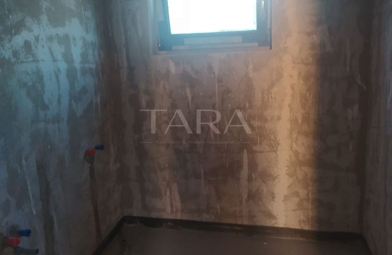 Casa de vanzare tip duplex in cartierul Europa,zona Bibescu - Poză 7