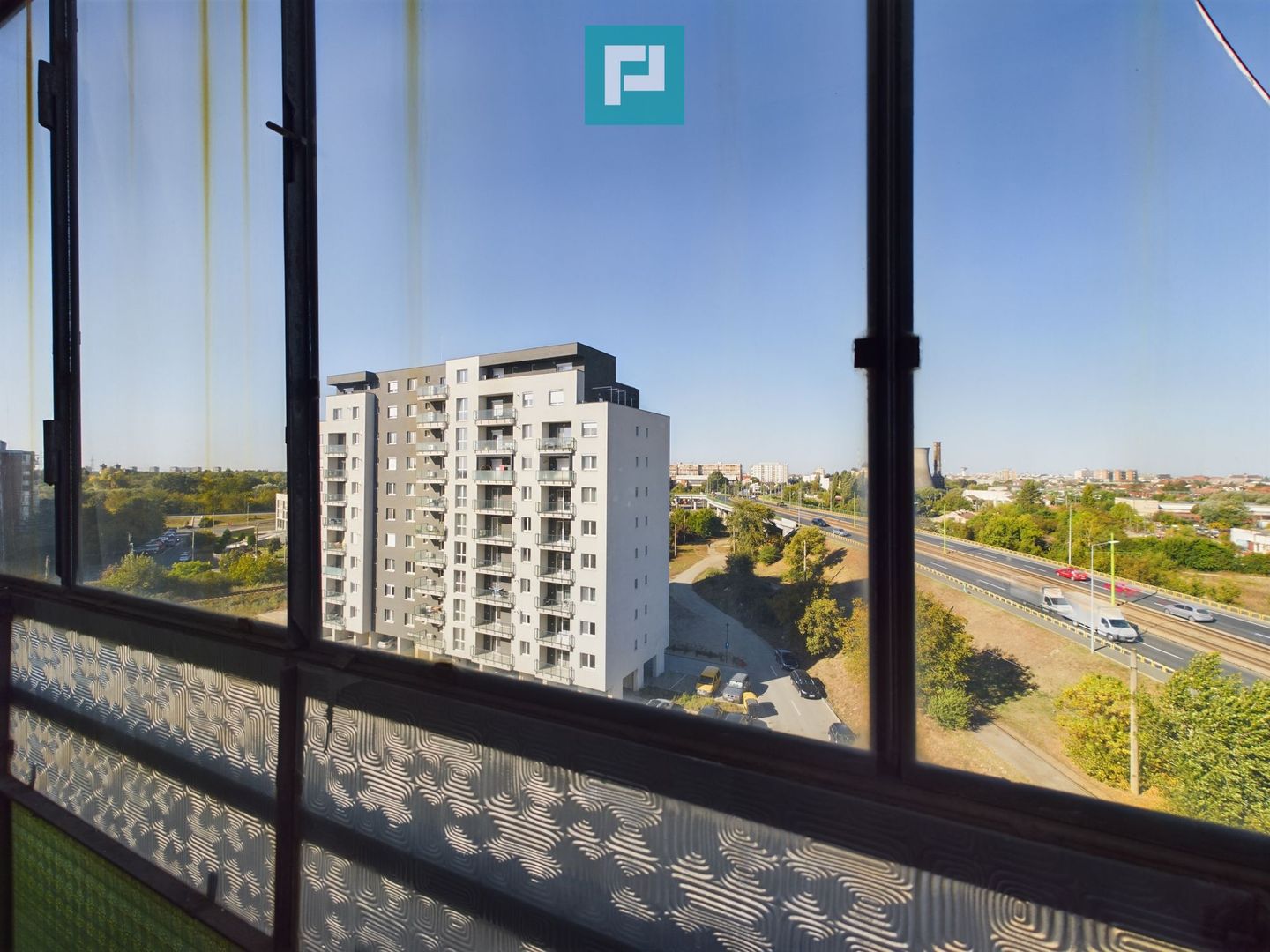 Apartament cu două camere în Micalaca - Poză 3