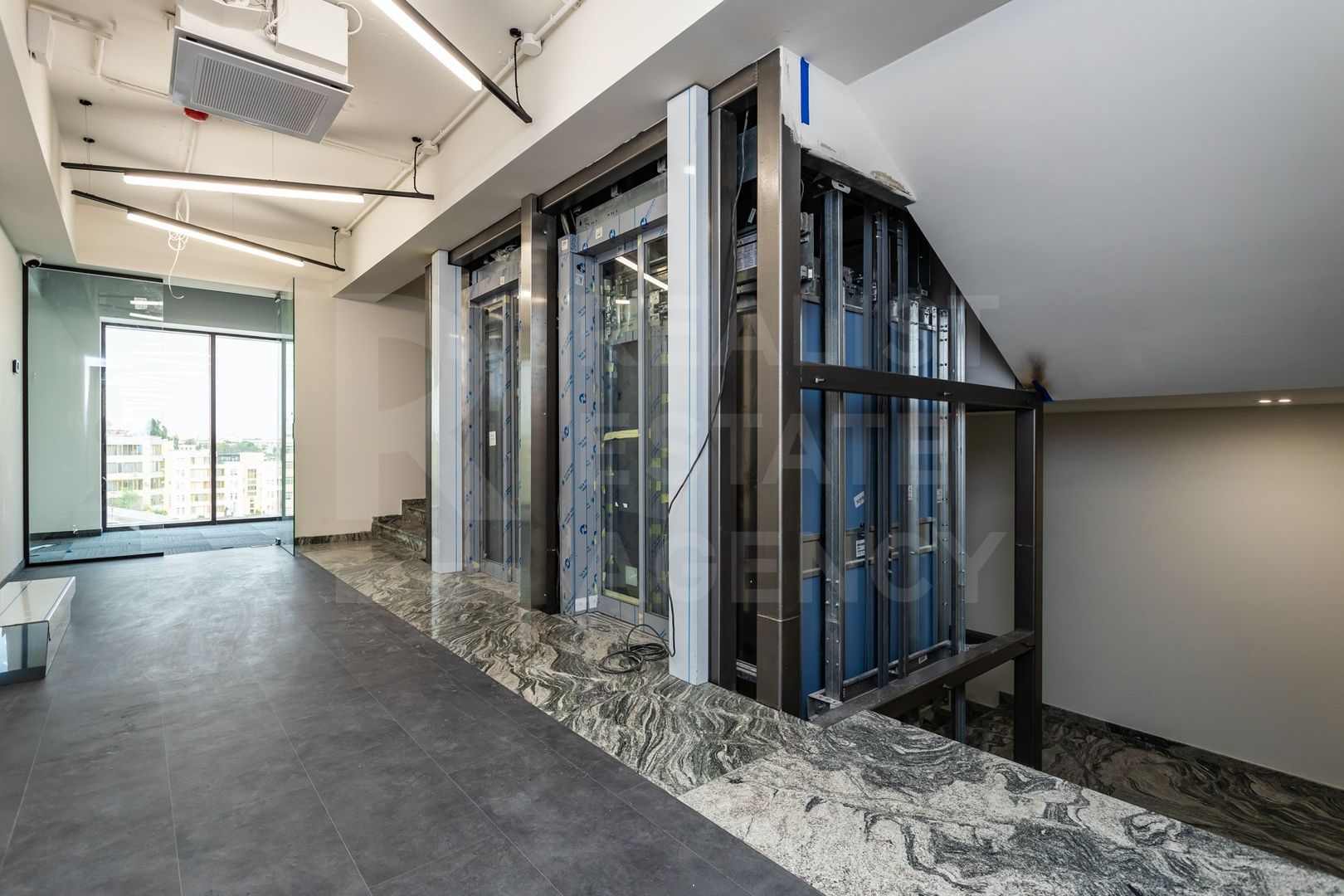 Chirie, spațiu de birouri, 900 mp, amplasat pe strada Tigina - Poză 27