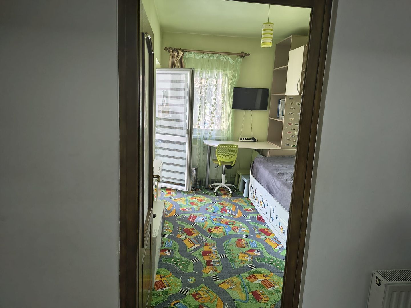 aartament de 3 camere de inchiriat - Poză 4
