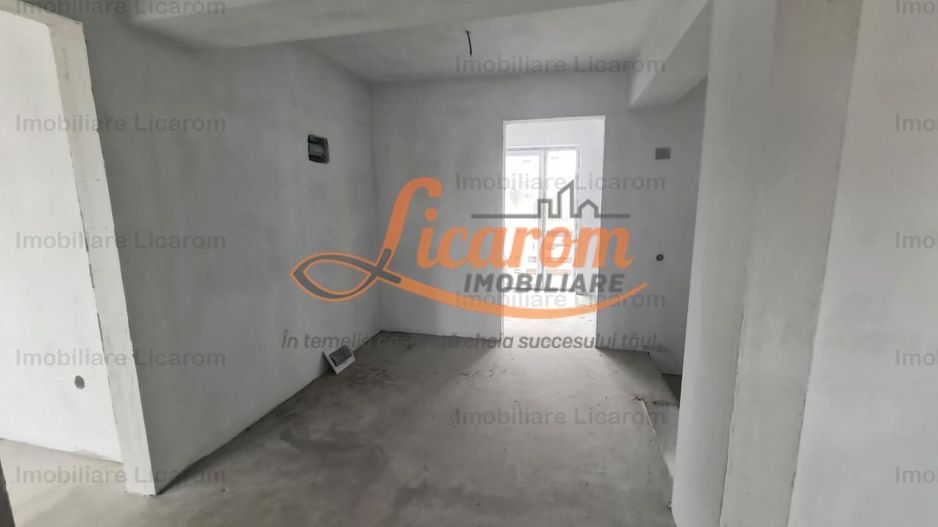 Vila Stupini P+E, 5 camere,curte,acces auto.(Parte Duplex) - Poză 14