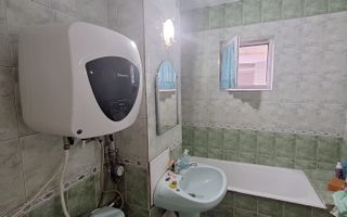 Apartament 2 camere DECOMANDAT etaj 2/4 de vanzare zona Billa - Poză 3