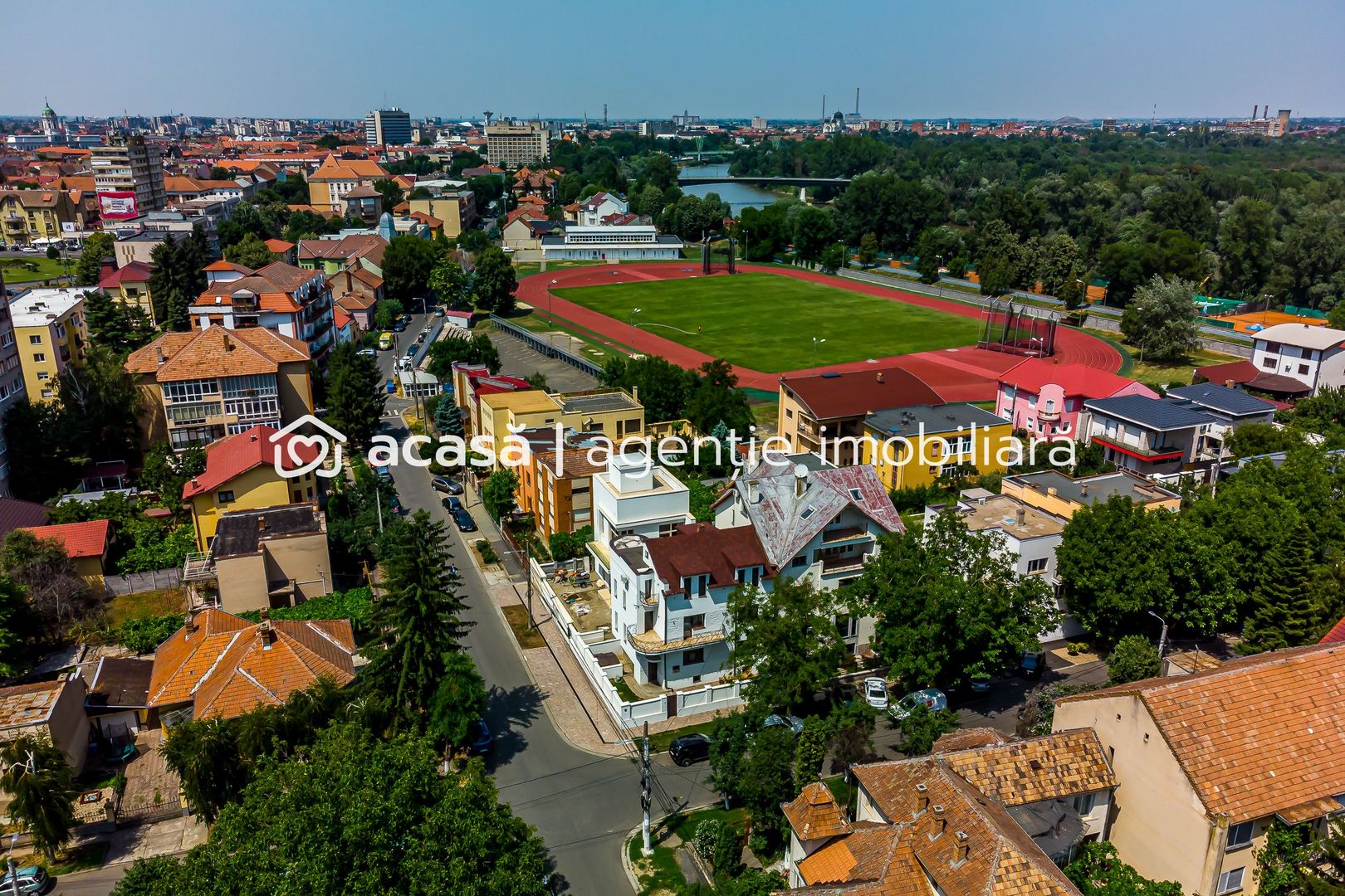Oportunitate! Casă tip duplex de închiriat - Poză 3