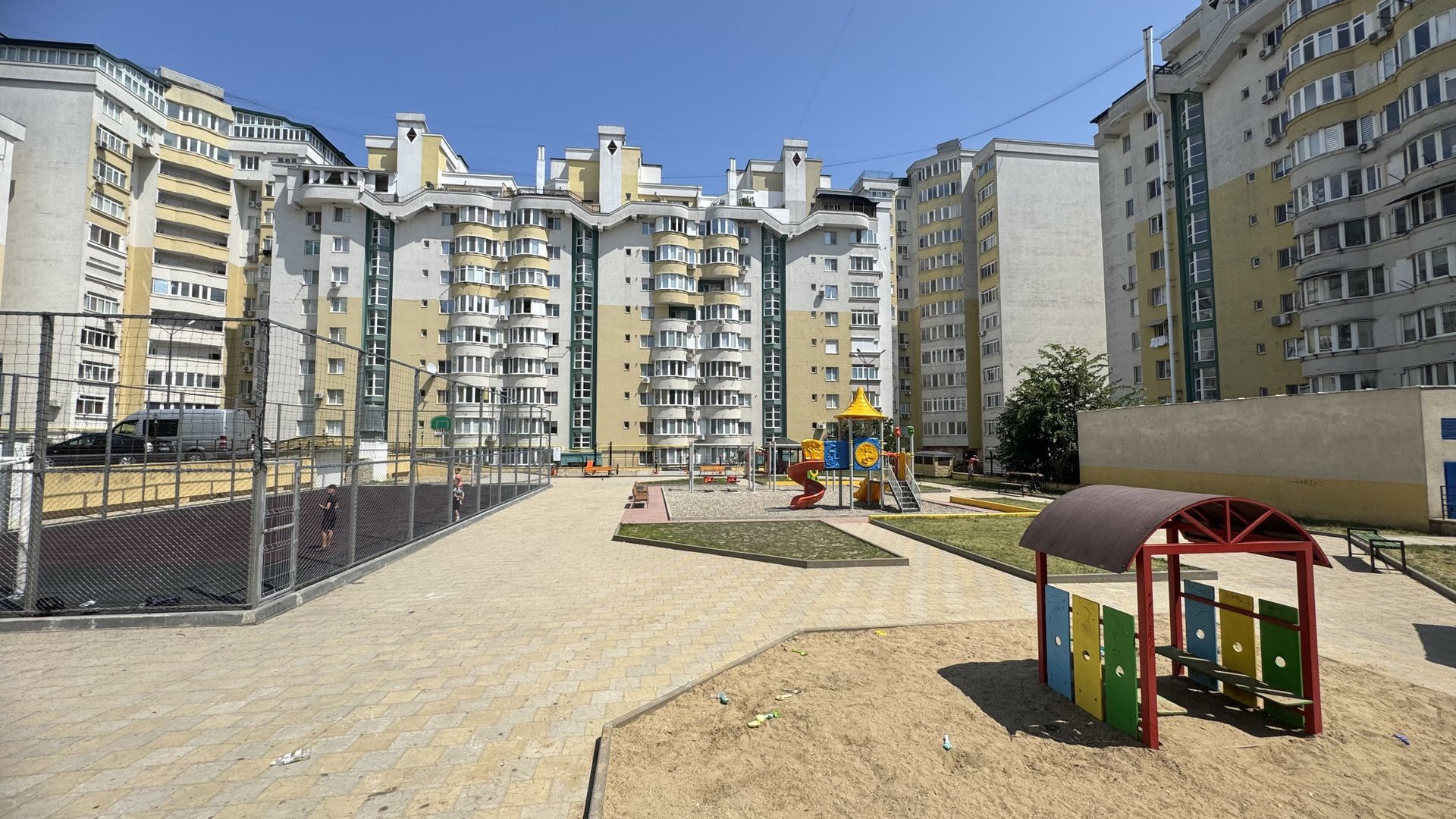 De Vânzare: Apartament Ciocana, Strada Mircea Cel Bătrân - Poză 1