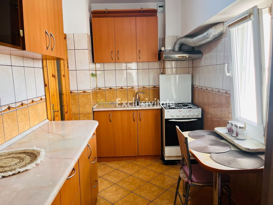 Apartament ultracentral, 3 camere, cu priveliste impresionanta, langa Mercur - Poză 7