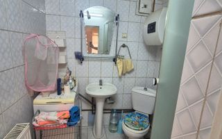 Vand casa 4 camere Moniom - Poză 8