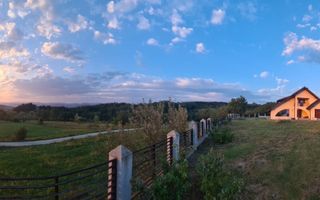 Refugiu la munte - casă cu 3070 mp teren și vedere spre Vârful Rânca - Poză 1