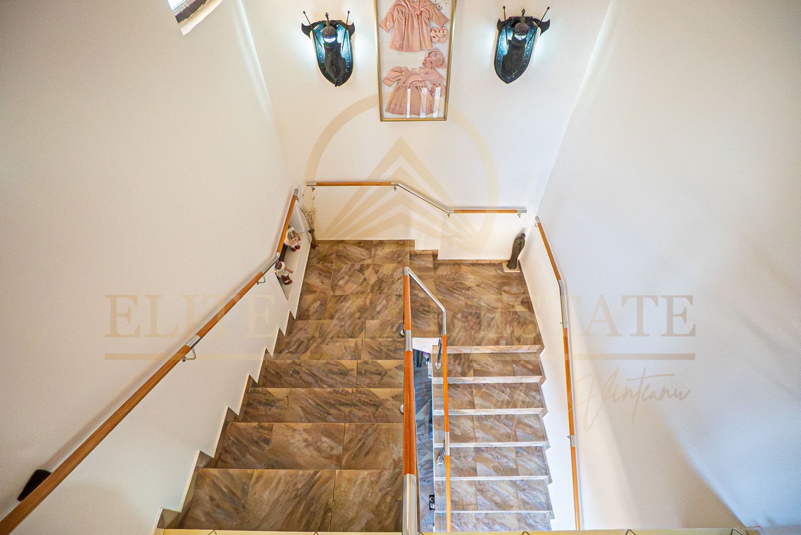 Casa P+1 in Palazu Mare - Teren de 455 mp cu Piscina si Garaj - Poză 21