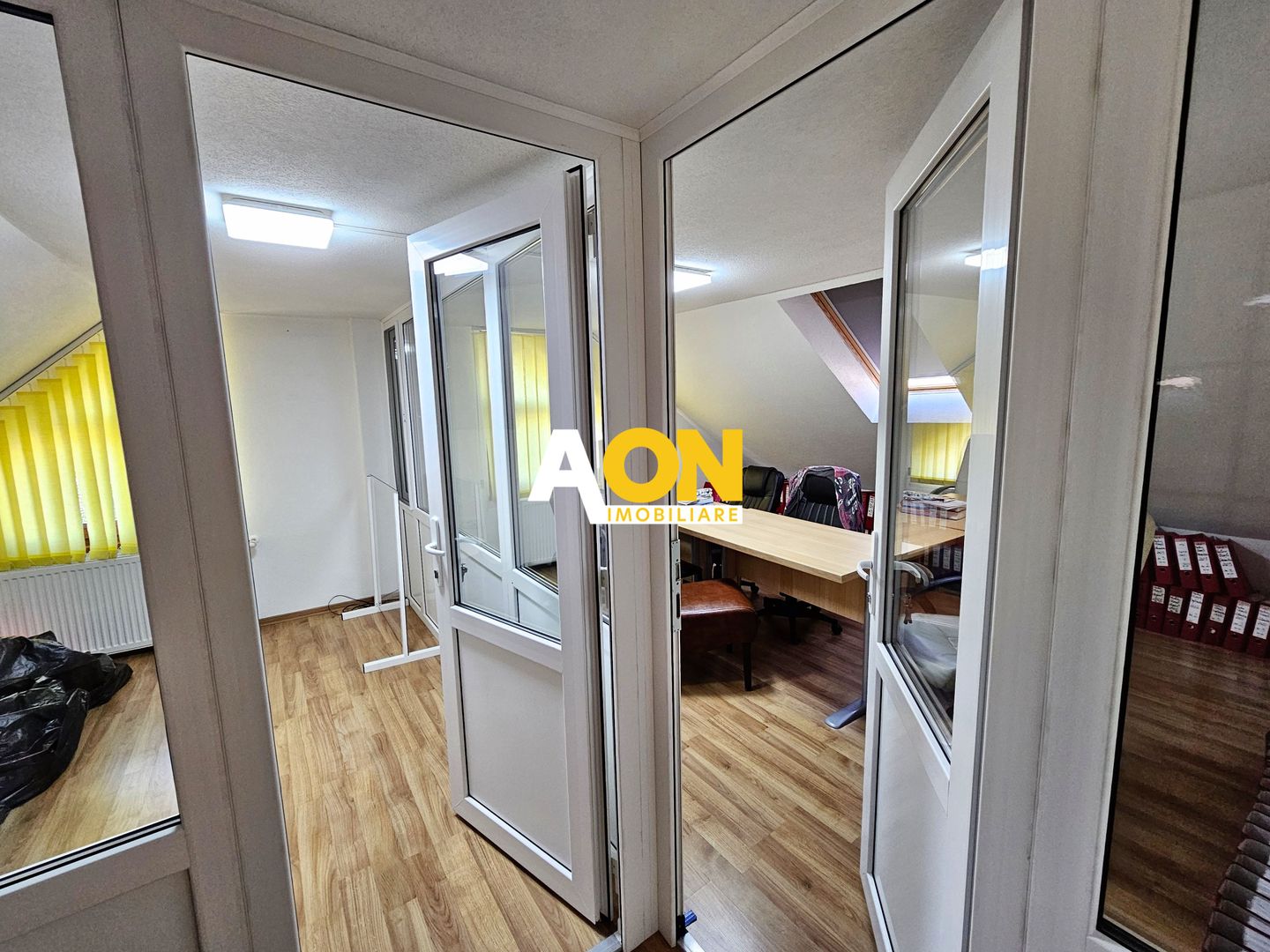 Casa S+P+M, 9 camere, ideala pentru birouri sau clinica, zona Centru - Poză 21