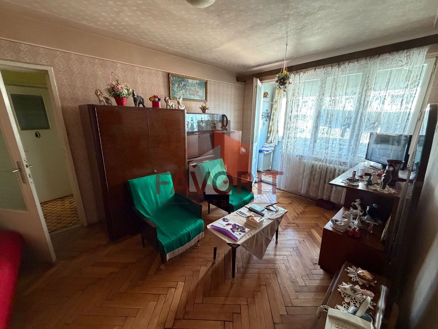 Etaj intermediar. Pozitie excelenta. Lift - Poză 2