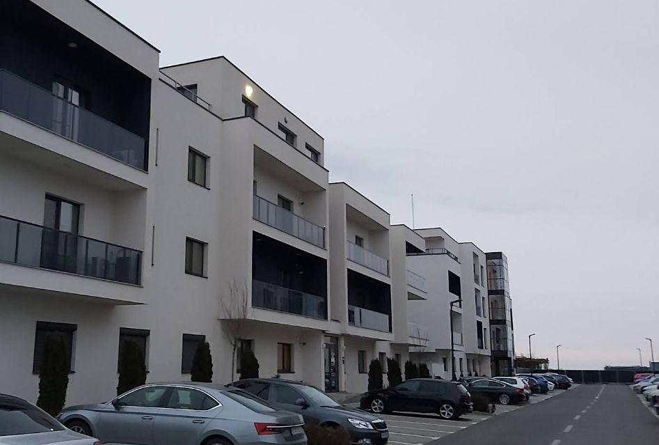 Apartament doua camere Tunari+ loc parcare - Poză 5
