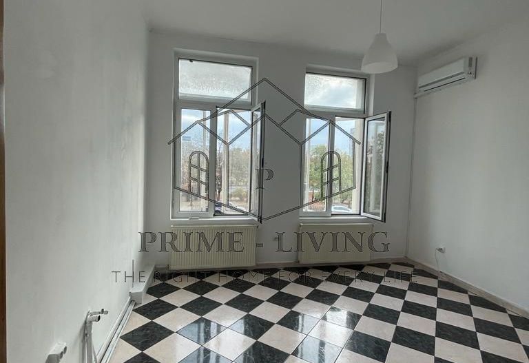 Apartament de 5 camere cu destinatia birou de inchiriat - Poză 4