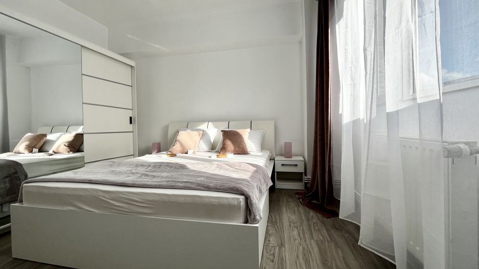 Apartament 4 camere, renovat integral, in zona Aradului- Iulius Mall - Poză 14