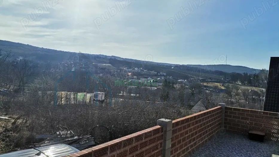 Vand schimb casa in Bucium, Plopii fara sot, la 400m de bulevard, priveliște superba - Poză 7