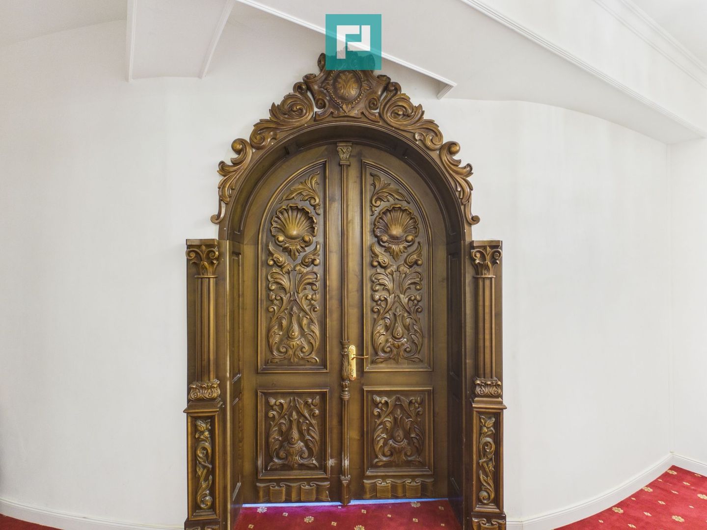 Proprietate Exclusivistă de Închiriat - Poză 25