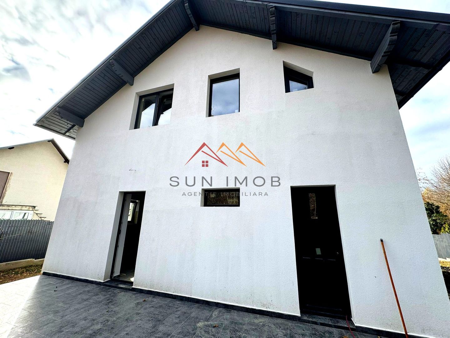 Casa noua, P+M, 4 camere, terasa, teren 550 m2, central, Cornu - Poză 4