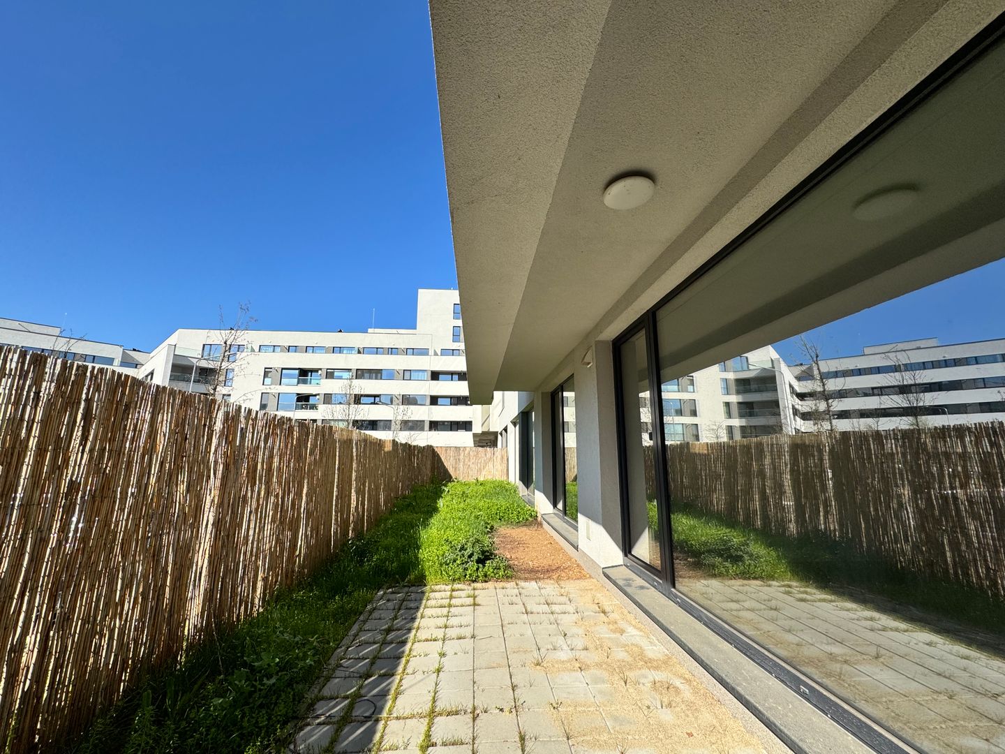 Apartament 4 camere cu Grădină Proprie - Atria Urban Resort - Poză 2