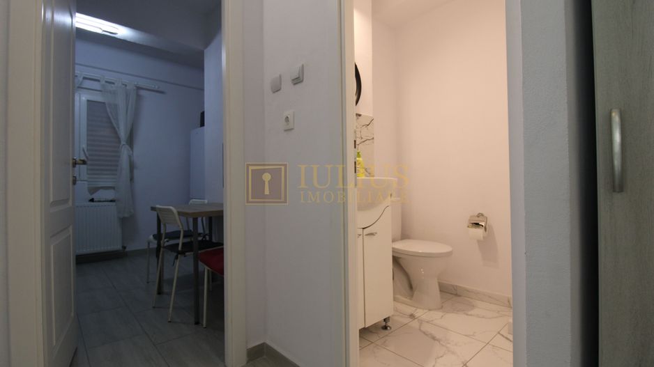 3 camere decomandate, balcon generos de 17 mp, bloc modernizat-Gh Lazăr - Poză 29