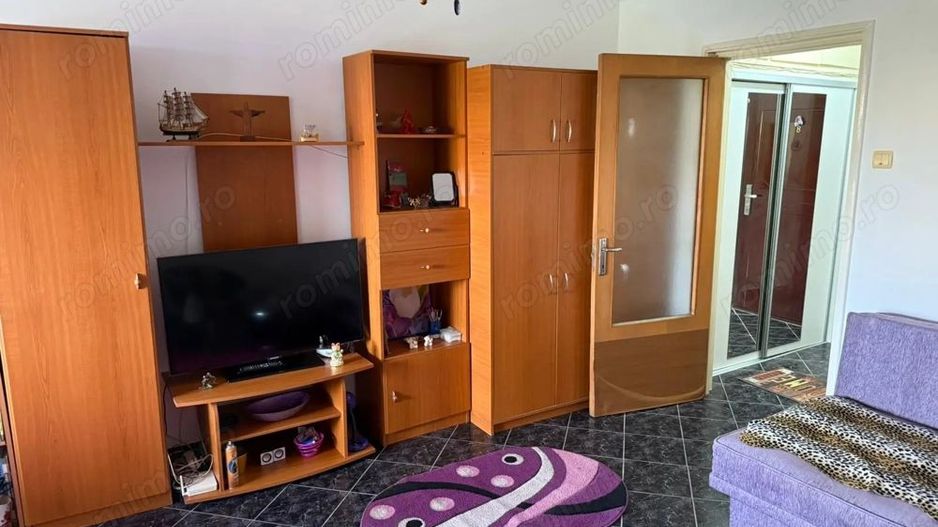 Garsonieră modernă, complet utilată, lângă Plaza Mall, aproape de metrou - Poză 3