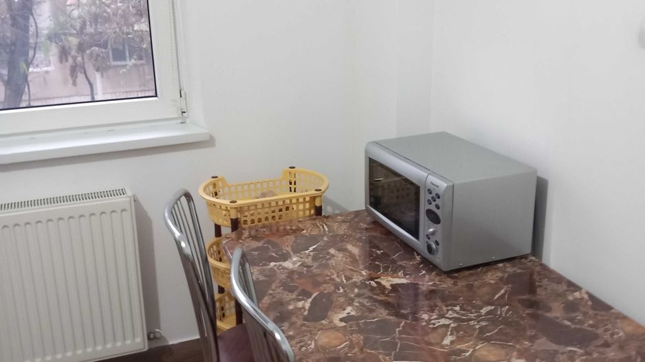 De inchiriat apartament cu 2 camere , Metrou Brancoveanu sector4 - Poză 4