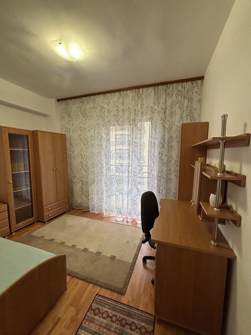 Apartament 3 camere bloc nou cu parcare subterana - Poză 41