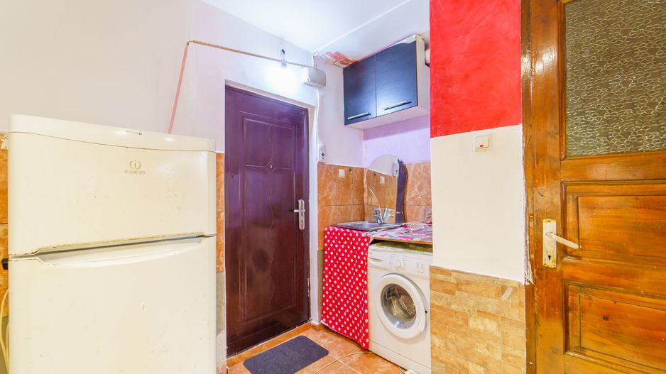 Garsonieră de închiriat în bloc reabilitat!! - Poză 7