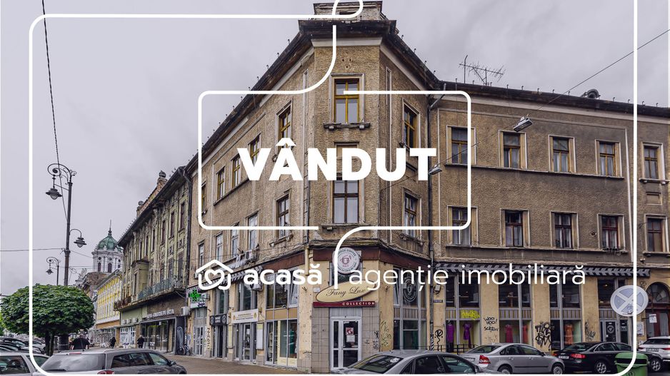 VÂNDUT! Apartament de 138 mp, Revoluției, Arad, - Poză 1