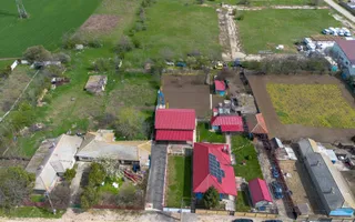 Casă modernă cu 5 camere, garaj și curte mare, mobilată in Corbu - Poză 20