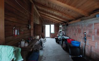 Casa de vanzare in Campenesti. - Poză 1