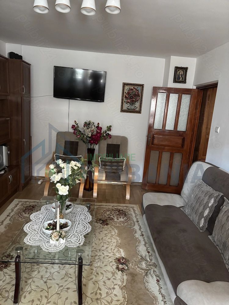 Apartament 2 camere Podu Iloaiei - Poză 3