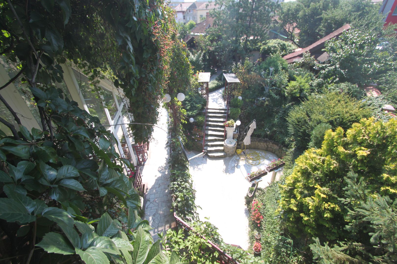 Casă / Vilă cu 8 camere de vânzare în zona Semicentral - Poză 60