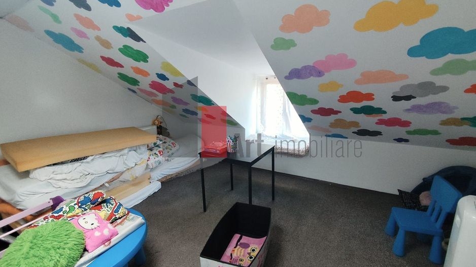 Vila de inchiriat/ Spatiu comercial.(etaj1/mansarda) Domenii - Poză 6