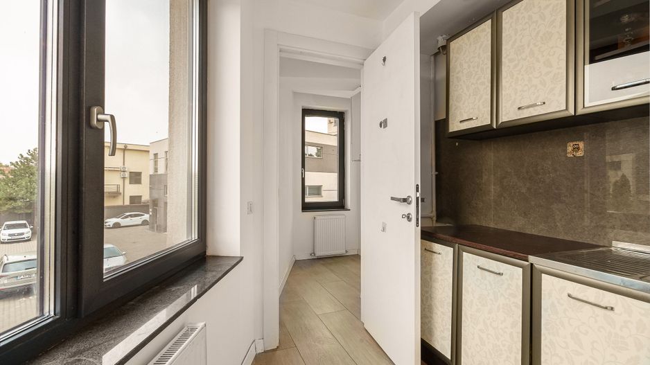 Apt 2 camere Berceni Turnu Magurele vis-a-vis Mega Image bloc 2019 - Poză 6