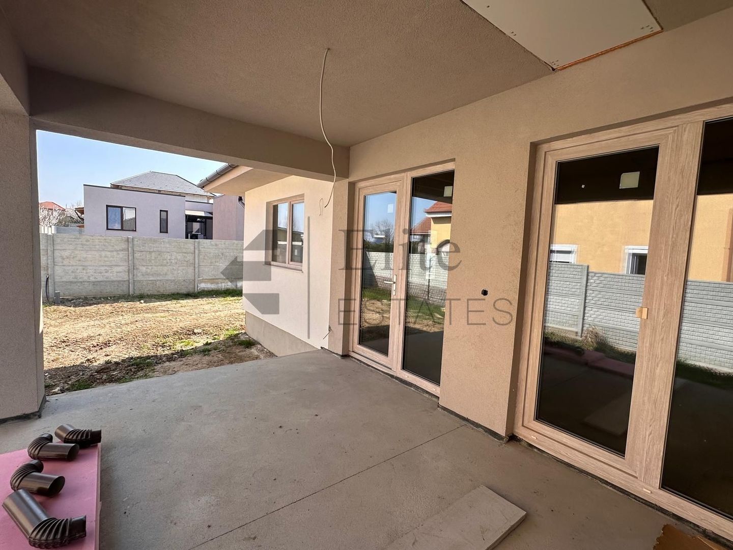 Casă de vânzare cu 4 camere în Sânmartin, Bihor - Poză 8