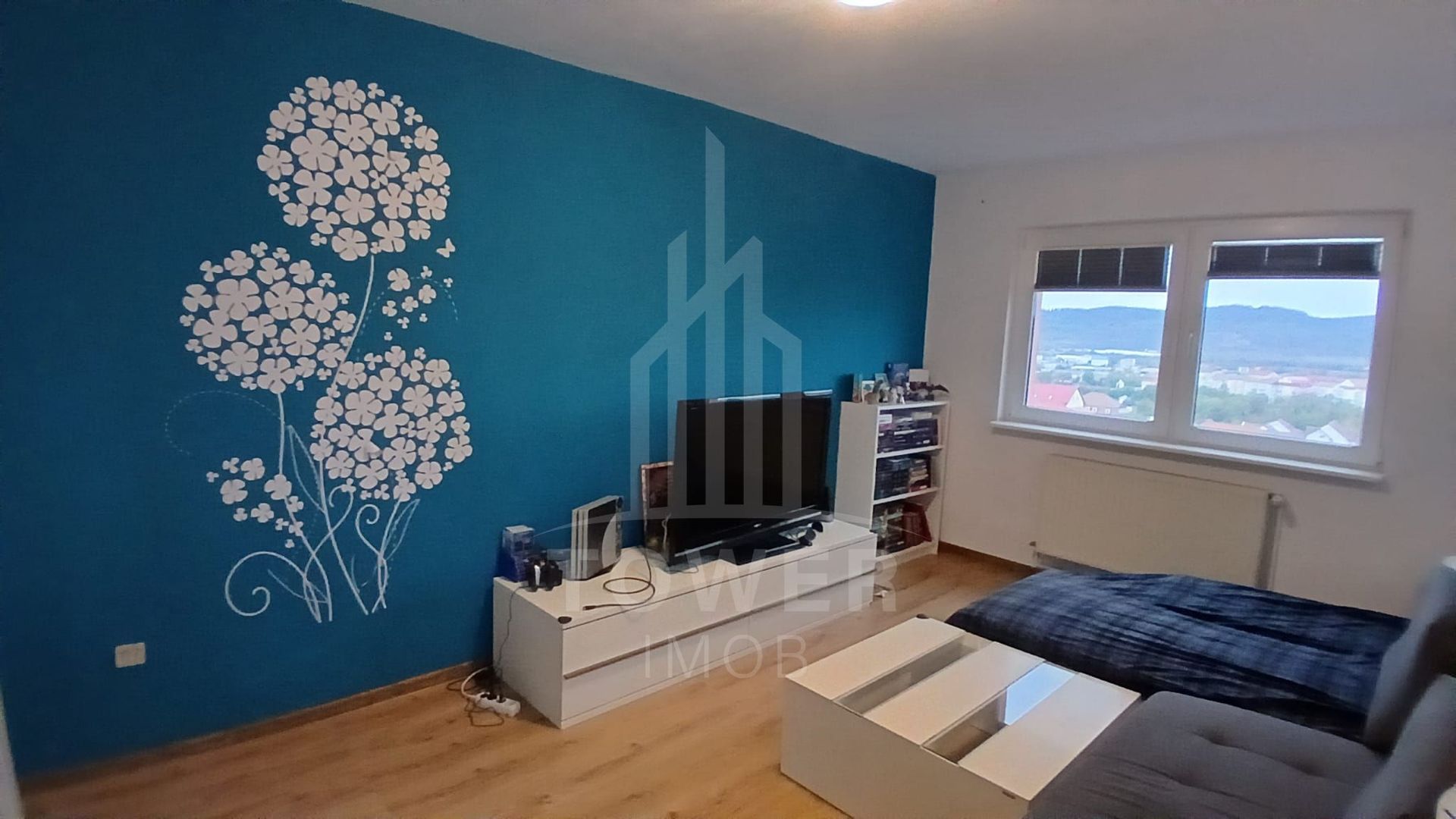 Apartament 3 camere | zona Vasile Aaron - Poză 1