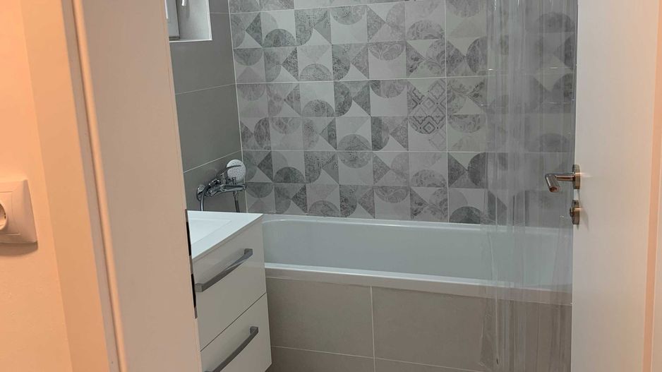 GARSONIERA de inchiriat - Tineretului - - Poză 3