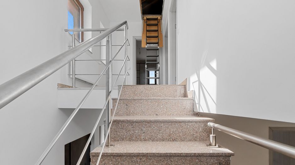 Snagov, Vilă elegantă, P+1+Pod, lot teren 500 mp, comision 0% - Poză 5