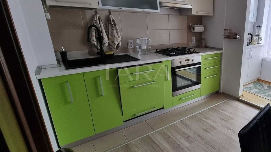 Apartament decomandat, situat într-o locație excelentă! - Poză 2