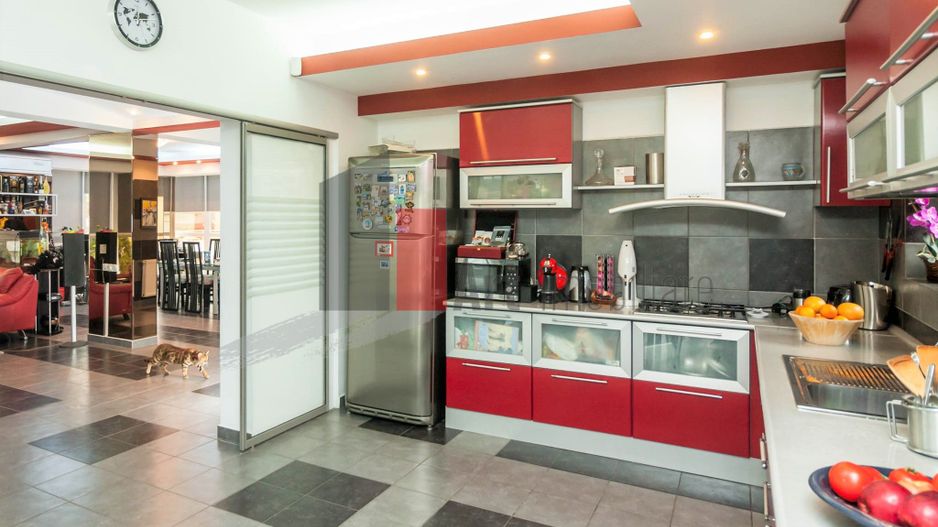 Vila luxoasa cu piscina si curte generoasa - Pipera - Poză 11