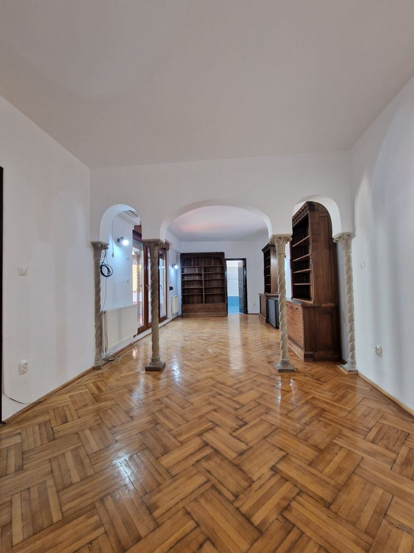 Vila 4 camere pretabila firma - Poză 31