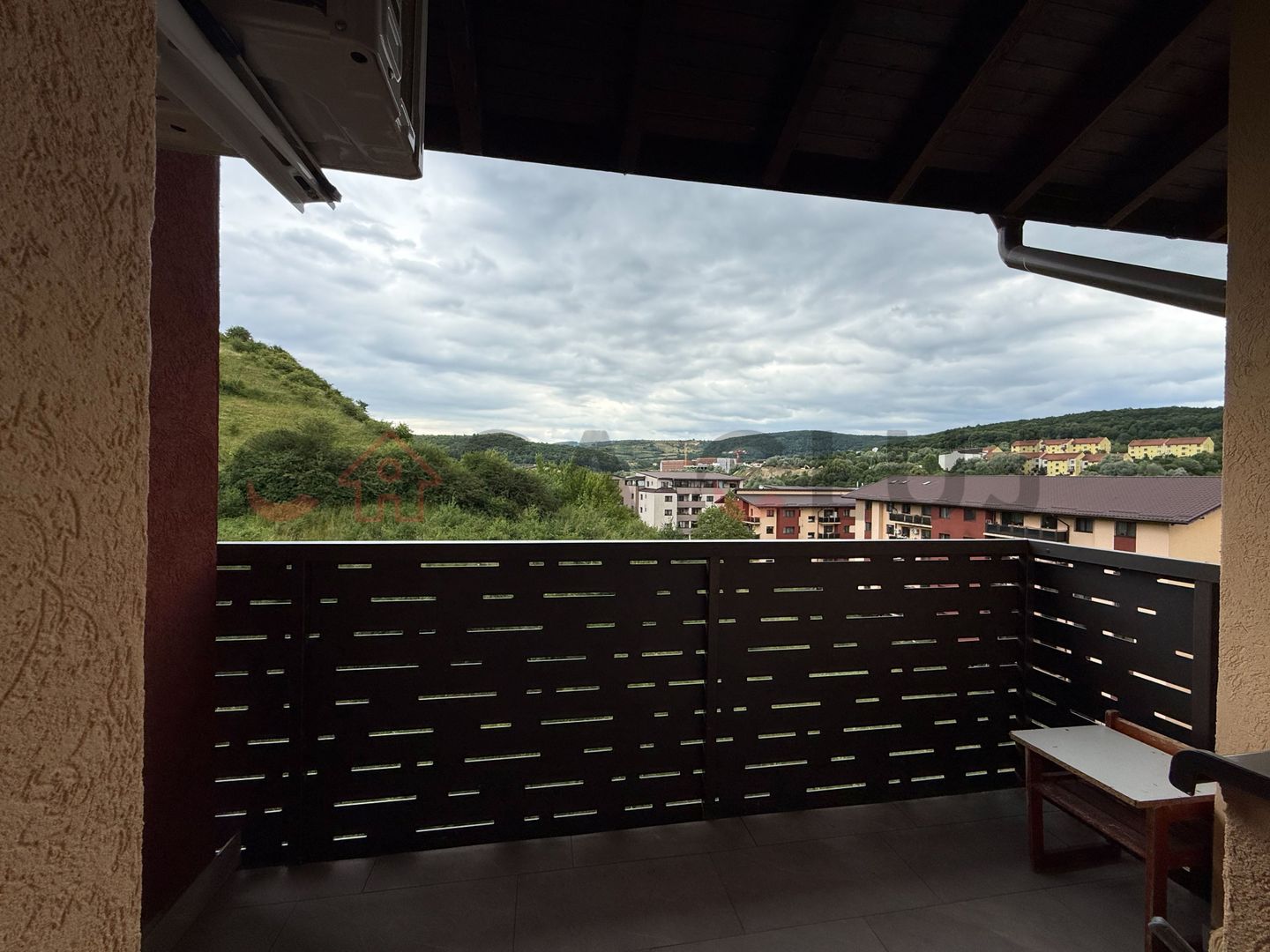 Apartament pe 2 niveluri, 2 dormitoare si 2 bai, Stejarului - Poză 9