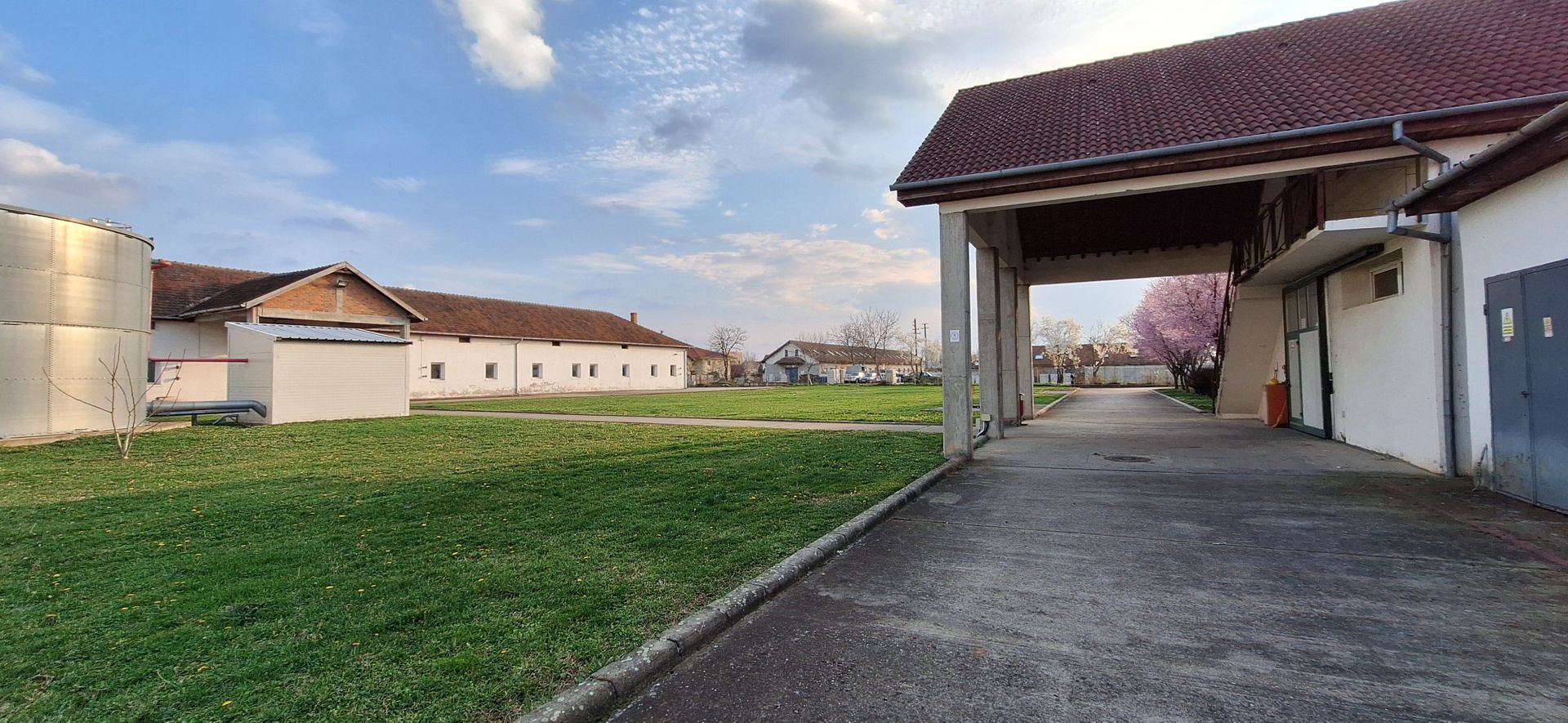 HALE de inchiriat - productie/depozitare/birouri - Poză 24