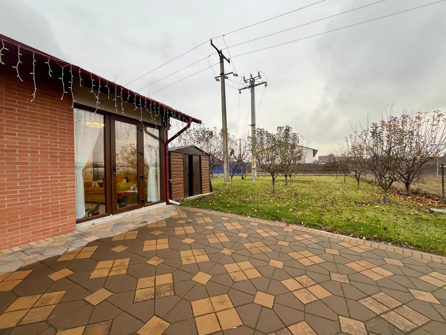 CASA COMPLET UTILATA SI MOBILATA MODERN CU GRADINA | 1100 MP |MARGINEA - Poză 42