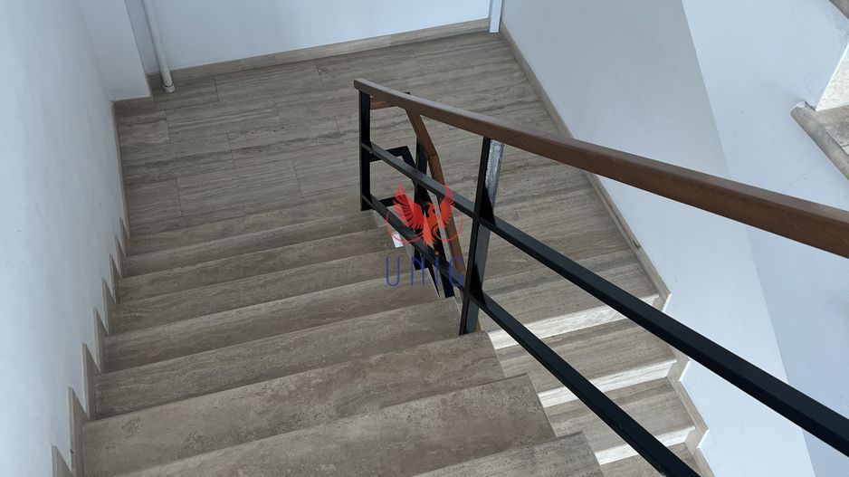 Spatiu Comercial / Birouri Central - Poză 9