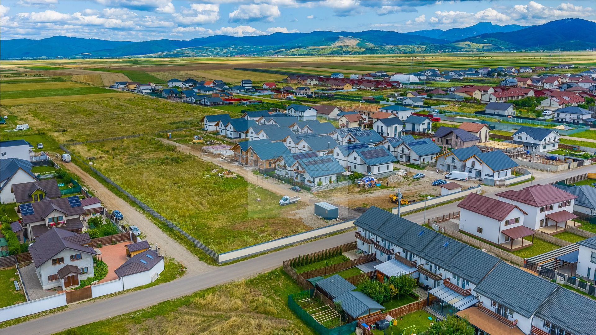 Kaus Residence – Cartier privat de case Izvor Tărlungeni - Poză 26