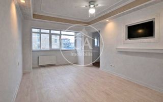 Garsoniera renovata de vânzare in zona Decebal, Oradea - Poză 1